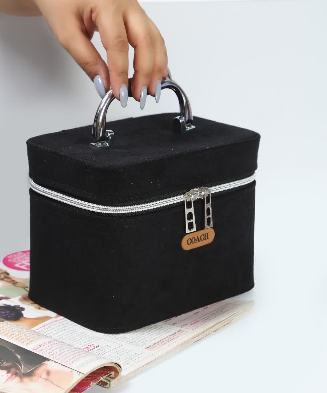 کیف آرایشی چمدانی